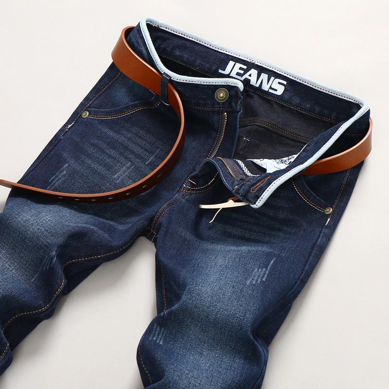 Celana Jeans Pria Tambah Beludru Versi Korea Membentuk Tubuh Terlihat Langsing Anak Muda Casual Lurus Longgar Tren Retro Ukuran Besar Panjang Celana Pria