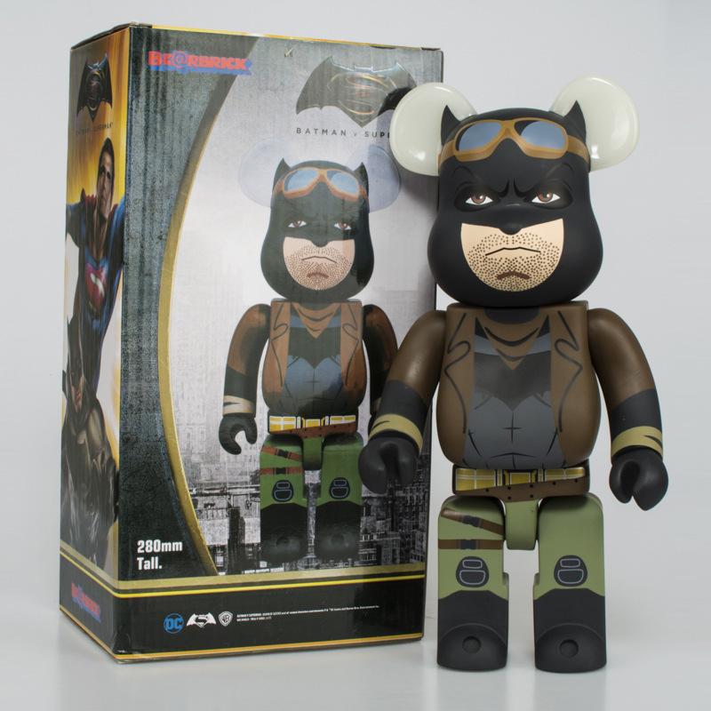 Blok bangunan beruang kekerasan beruang bearbrick BATMAN Batman 400% model tangan buatan tangan ornamen mainan