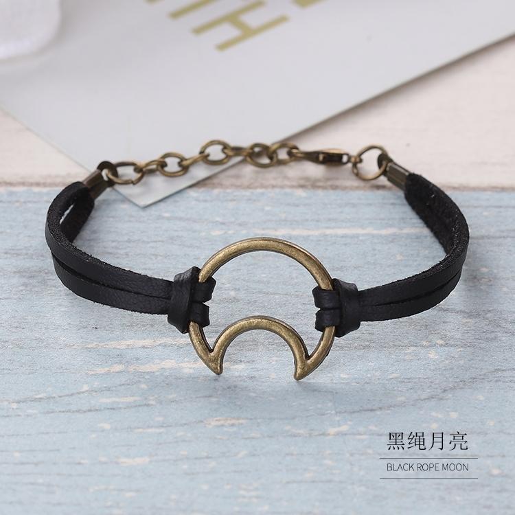 【Lebih dari setahun】hadiah hitam salju transportasi gelang gelang kaki lonceng benang merah siswa busana Clover gadis perhiasan retro pribadi