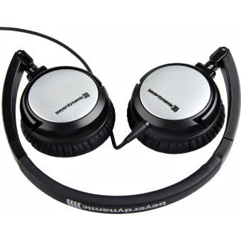 Beyerdynamic DTX 501 P Lightweight Portable Headphone - Black May 2018 - 3 Beyerdynamic DTX 501 P Lightweight Portable Headphone - Black - 3