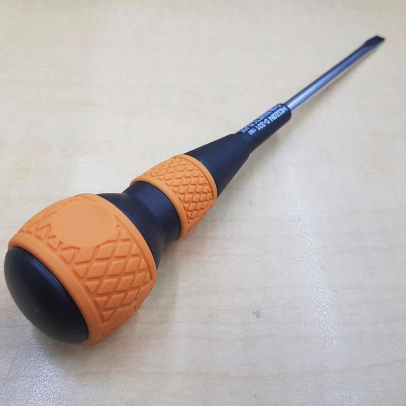 Hozan D331-150 Electrician's Slotted Screwdrivers Size - 6.0 x 1.0mm ( CLEARANCE) Made in Japan