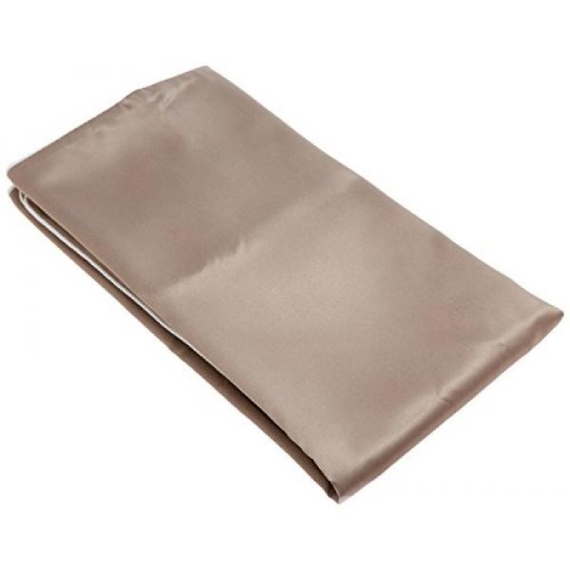 Buy iluminage Skin Rejuvenating Pillowcase with Anti-Aging Copper Ions (Standard), Patented Copper Technology for Fine Line Reduction - intl Singapore