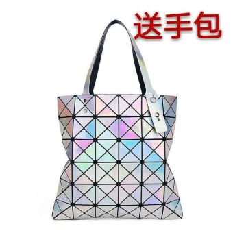 2017 Japan And South Korea Summer New Style Folding Variety Handbag Laser Bag Geometric Bag Quilted Bag Shoulder Portable Bag Tide (9*9 Silver High Version) June 2018 - 2 2017 Japan and South Korea summer New style folding variety handbag laser bag geometric bag quilted bag shoulder Portable Bag tide (9*9 silver High Version) - 2